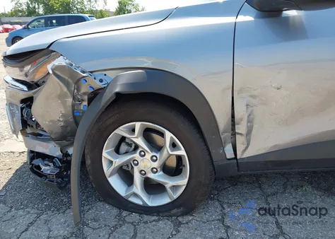 2025 Chevrolet Trax Fwd Ls from USA, damaged, VIN KL77LFEP8SC237638